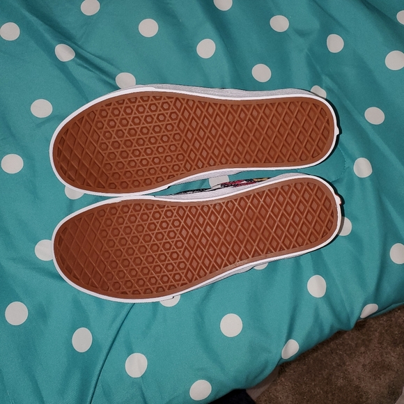 Vans Floral Animal Slip Ons - Picture 4 of 4